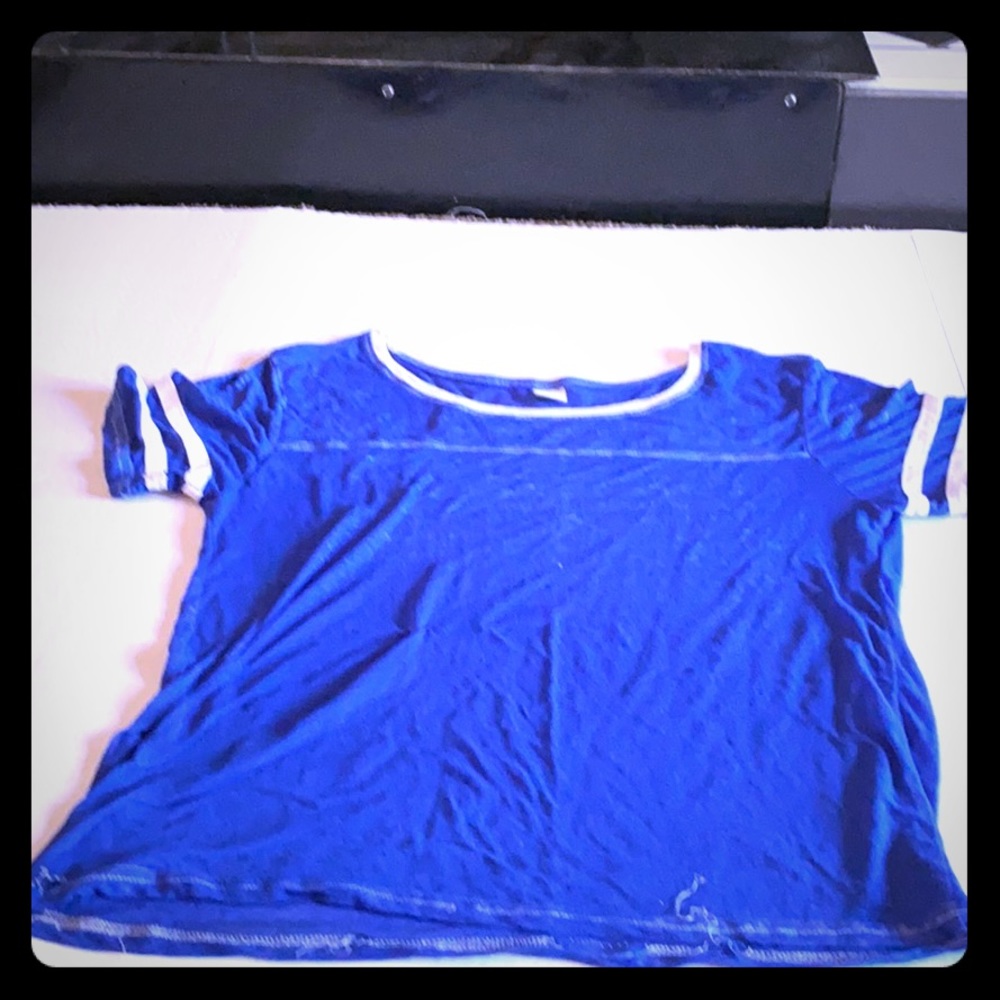 Now and white boyfriend T-shirt